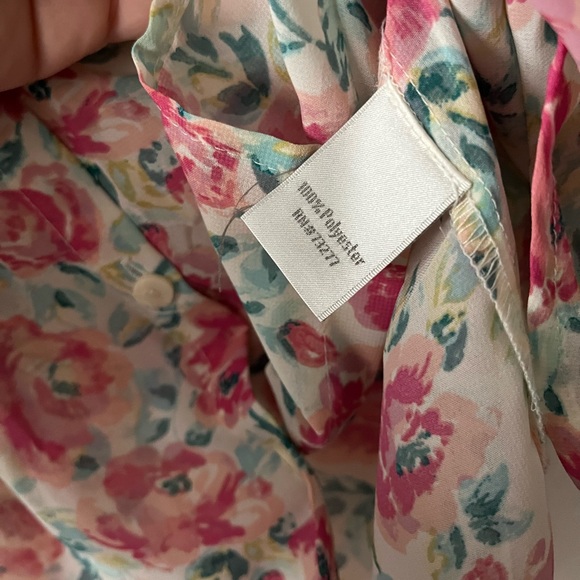 LC Lauren Conrad Sheer Floral Blouse 💕 Good used condition! - Picture 5 of 6